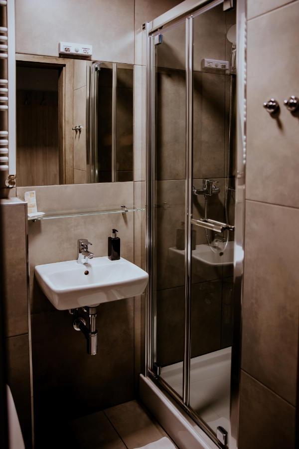 Hotel Greys Polonia Zasutowo Exterior photo